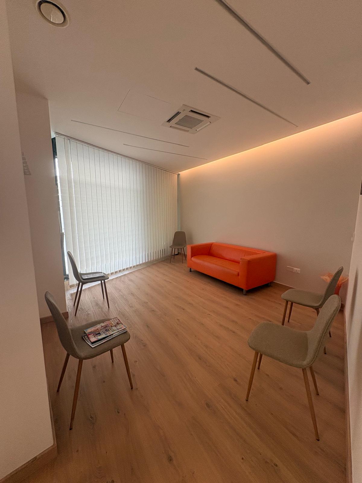 Sala d'attesa moderna